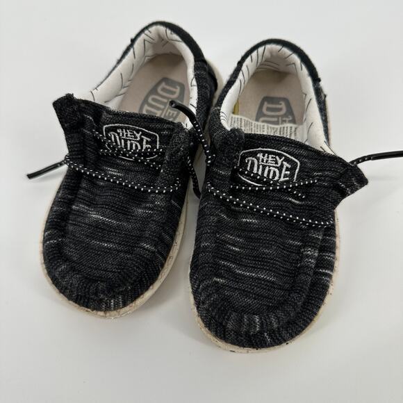 Hey Dude Wally Toddler Stretch Black White Slip On Lightweight Sneaker K7 - Picture 3 of 11